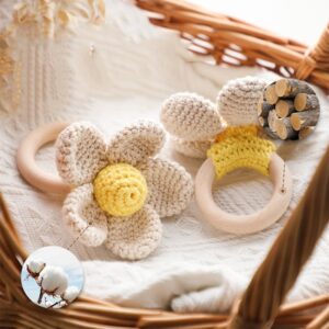 Kids Fashion Wool Handmade Crochet Floral Wooden Ring Crochet Rattle