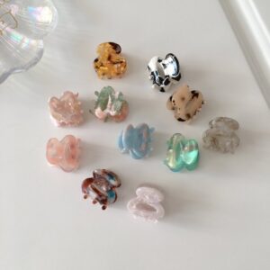 Girls Simple Acrylic Mini Hair Clip