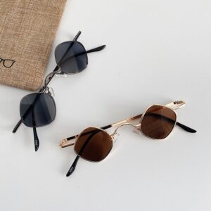 Kids Retro Irregular Shaped Sun-shading Sunglasses