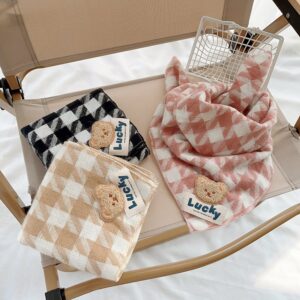 Kids Unisex Autumn Winter Cute Versatile Cartoon Bear Playd Pattern Knitted Scarf