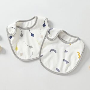 Toddlers Newborn Baby Fashion Cartoon Print Feeding Bib Burp Cloth Comfort Towel