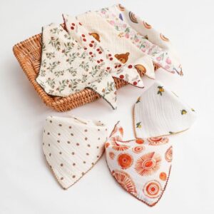 Toddlers Newborn Baby Fashion Triangular Bib Burp Cloth
