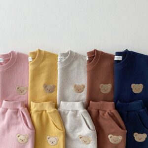 Kids Simple Sporty Bear Pattern Round Neck Long Sleeve Sweatshirt And Sweatpants Set