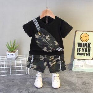 Boys Fashion Backpack Design T-Shirt And Camouflage Pattern Shorts