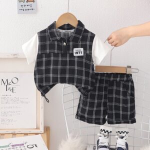 Boys Fashionable Plaid Shirt And Shorts Two-Piece Set