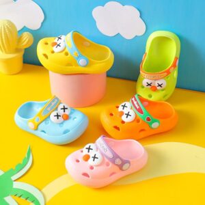Kids Fashion Cartoon Pattern Hollow Non-slip Soft-soled Slippers