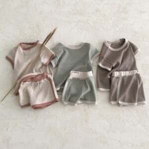 Baby Casual Solid Color Round Neck Short-Sleeved T-Shirt And Shorts Two-piece Set