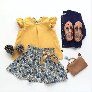 Girls Stringy Selvedge Design Tops And Flower Pattern Skirt Set