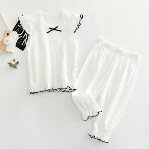 Girls Casual Solid Color Round Neck Short-sleeved Top And Pants Set