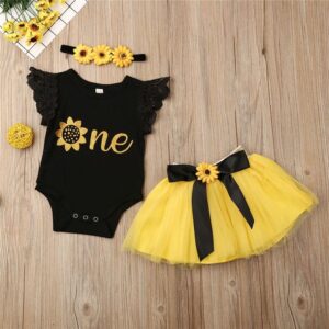 3pcs Baby Girls Ruffled Rompers And Bowknot Skirts With Headband