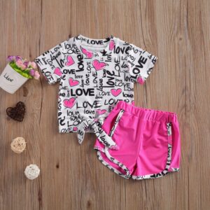 Kids Girls Casual Round Neck Short Sleeve Letter Heart All Over Print Loose T-Shirt And Elastic Shorts Two-piece Set