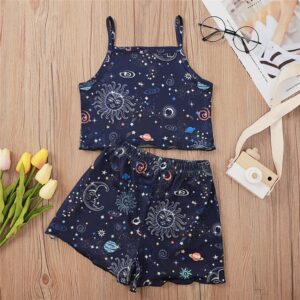 Girls Fashion Stars Moon Pattern Camisole And Shorts Set
