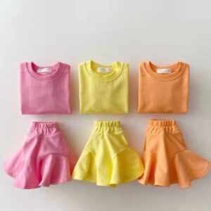 Girls Simple Round Neck Long Sleeve Solid Color Sweatshirt And Skirt Set