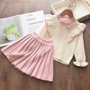 Girls Round Neck Knitting Tops And Pure Color Pleated Skirt Set