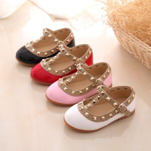 Girls Fashion Rivet Decor Flats